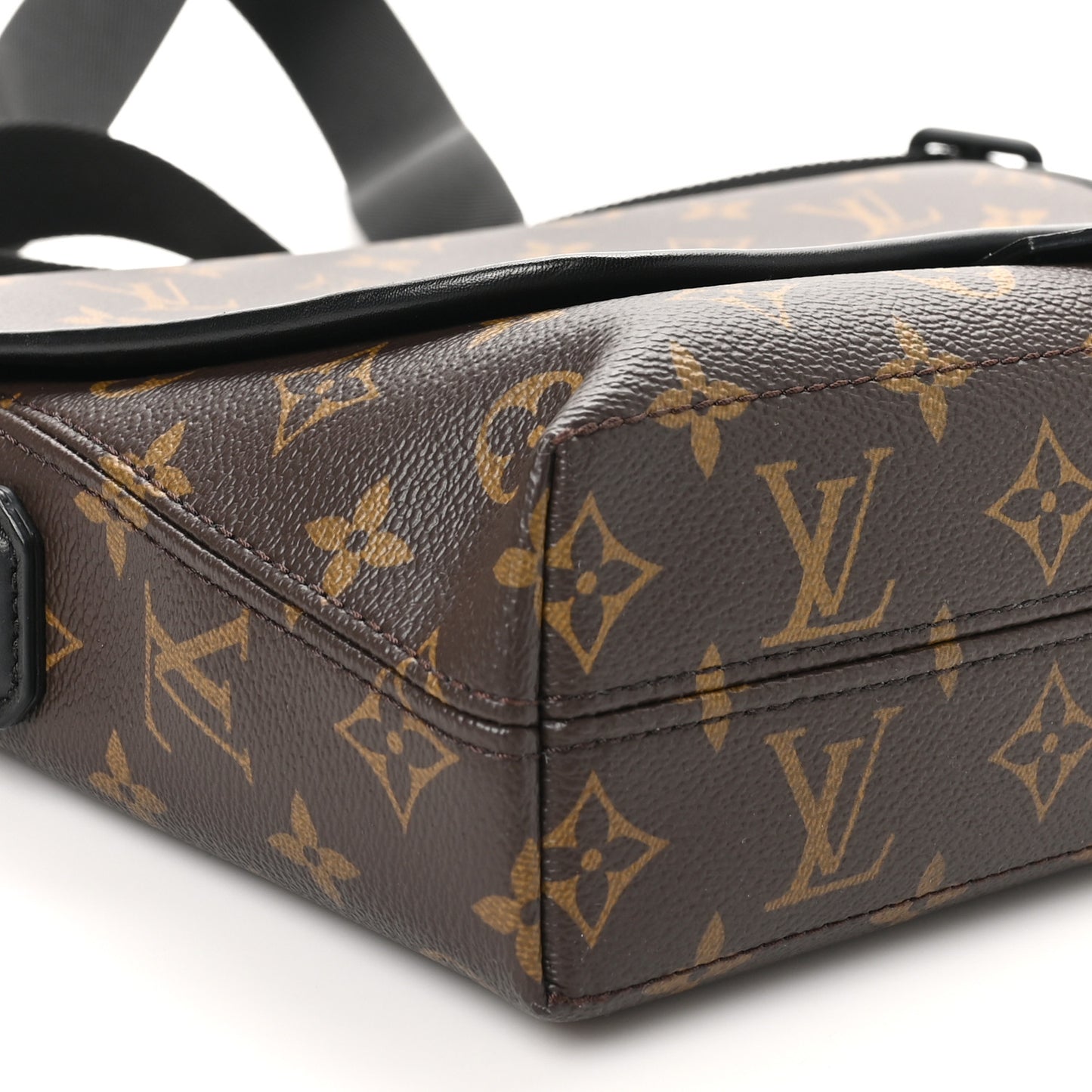 Monogram Macassar Magnetic Messenger
