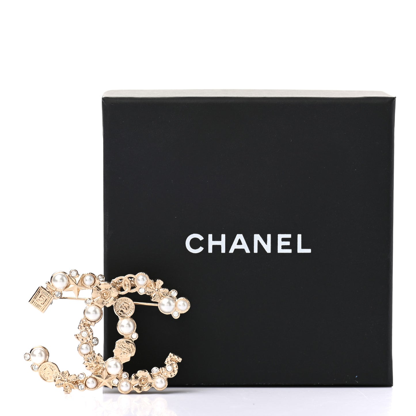 Crystal Pearl CC Charms Brooch Gold