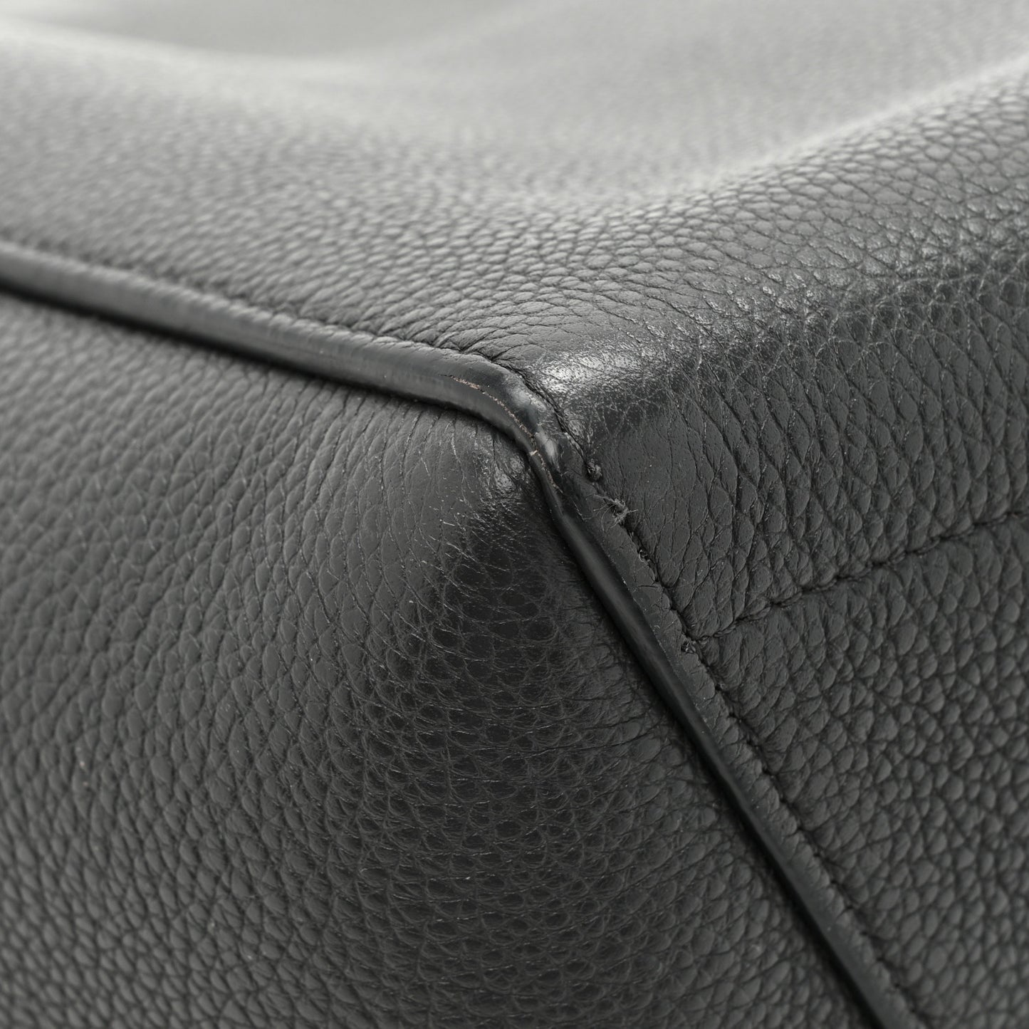 Soft Grained Calfskin Sangle Bucket Bag Anthracite