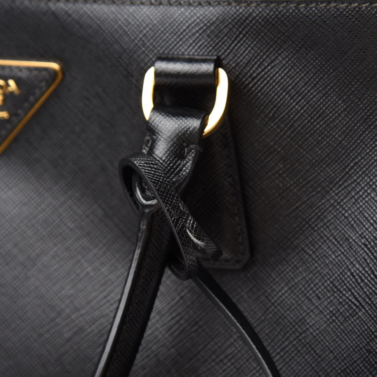 Saffiano Medium Galleria Double Zip Tote Black