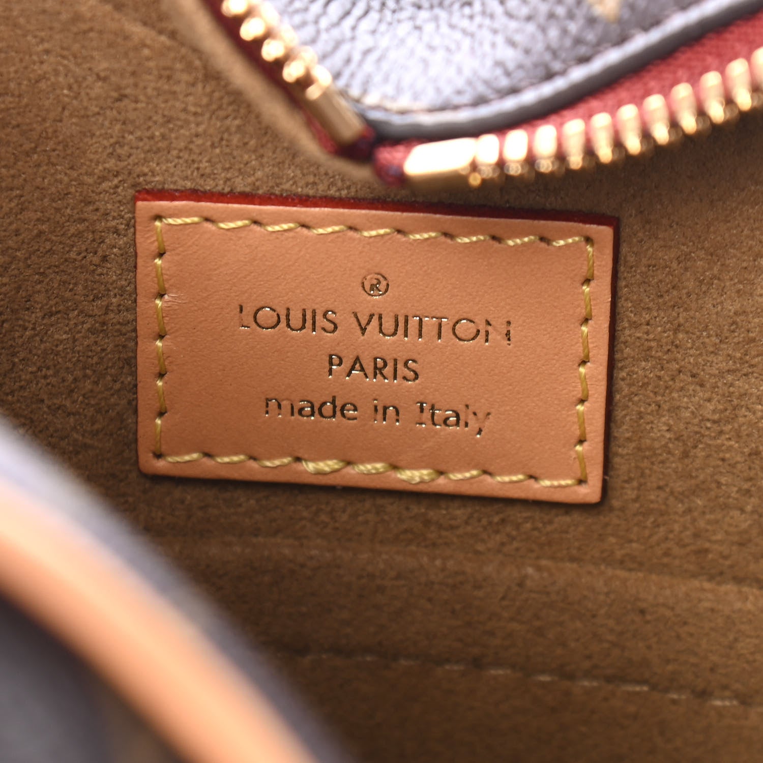 Louis Vuitton Monogram Game On Coeur 6 of 9