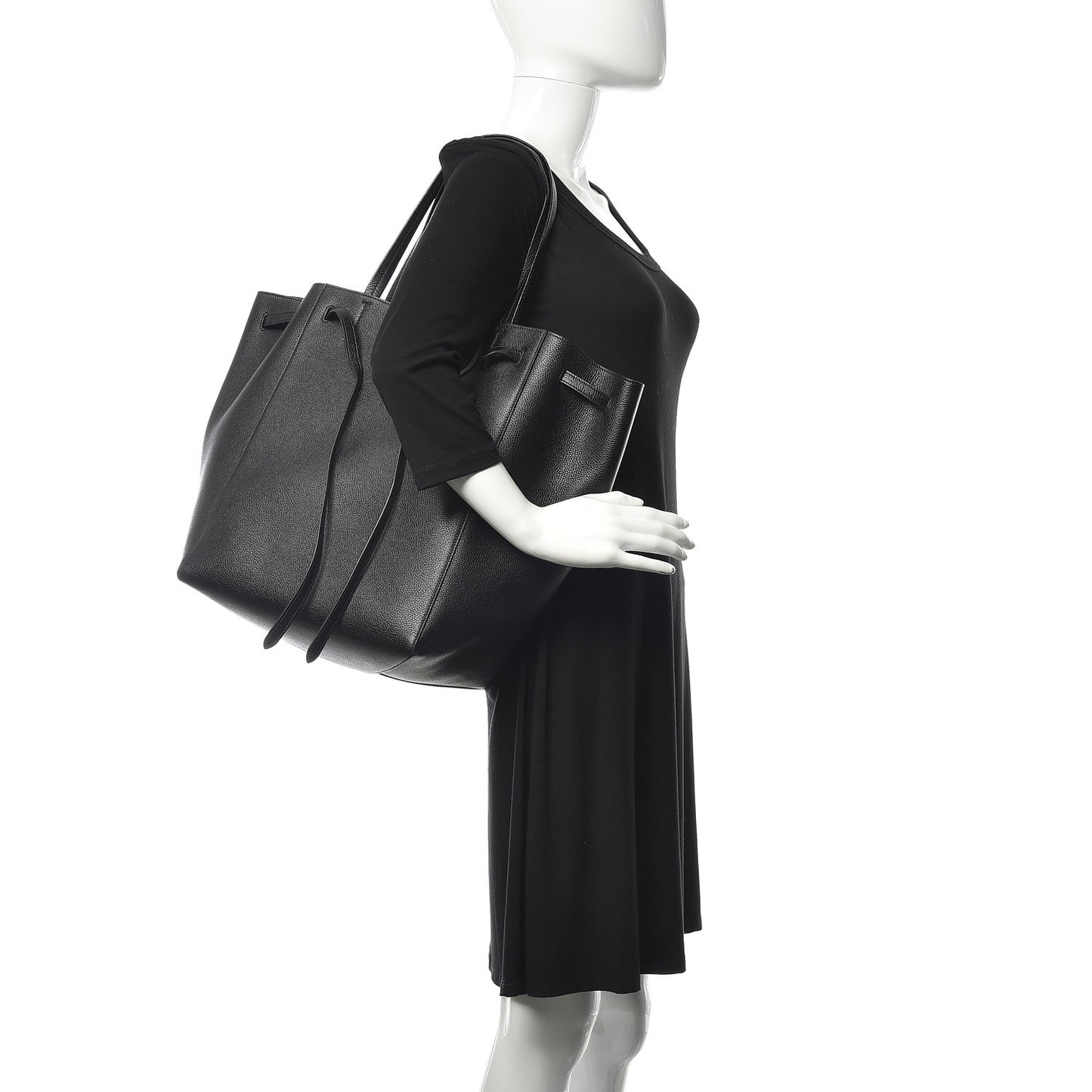 Soft Grained Calfskin Medium Belt Cabas Phantom Black
