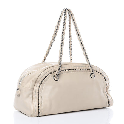 Chanel Smooth Calfskin Medium Luxe Ligne Bowler White 3 of 16