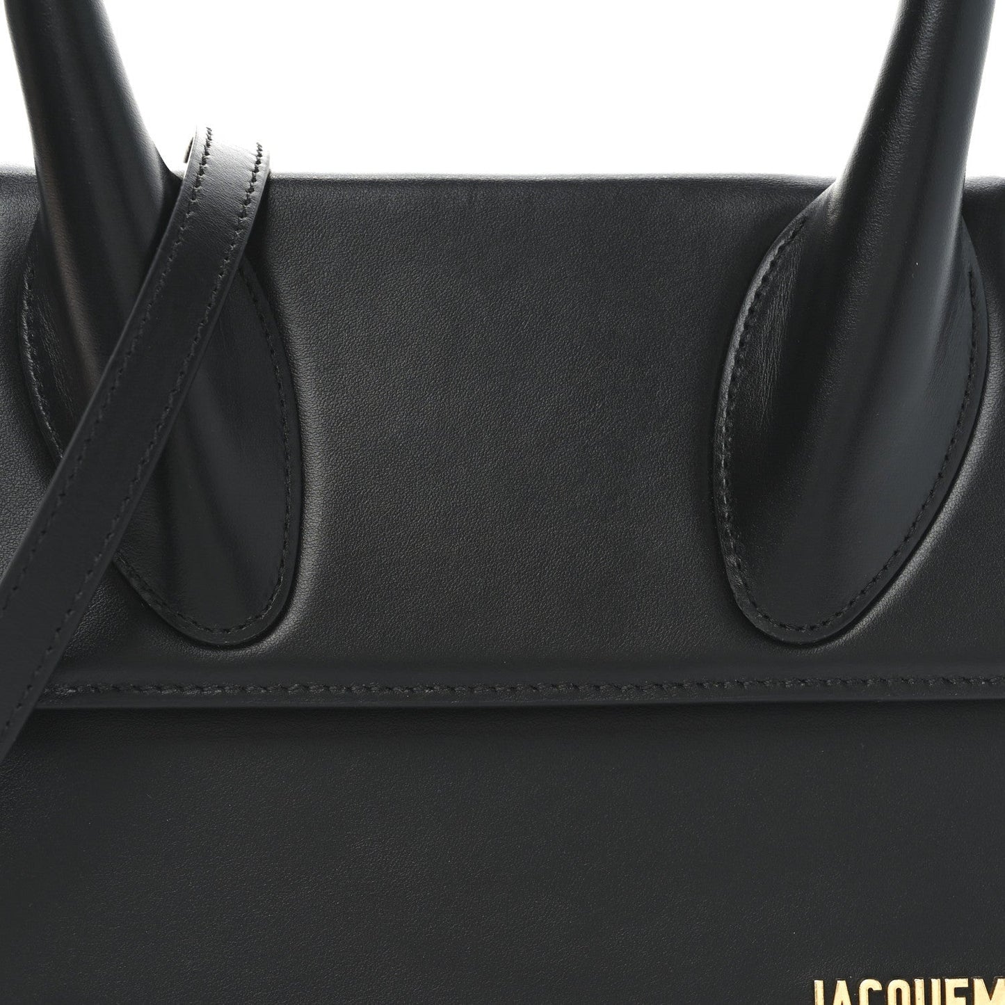 Smooth Calfskin Le Grand Chiquito Black