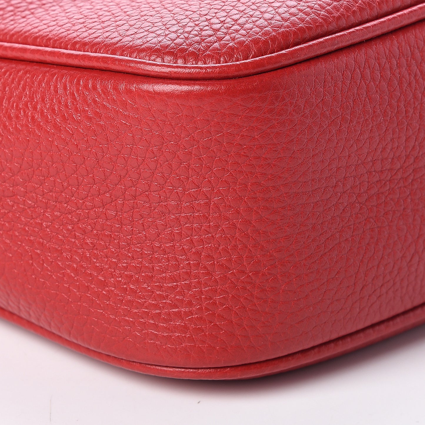 Pebbled Calfskin Small Soho Disco Bag Tabasco Red
