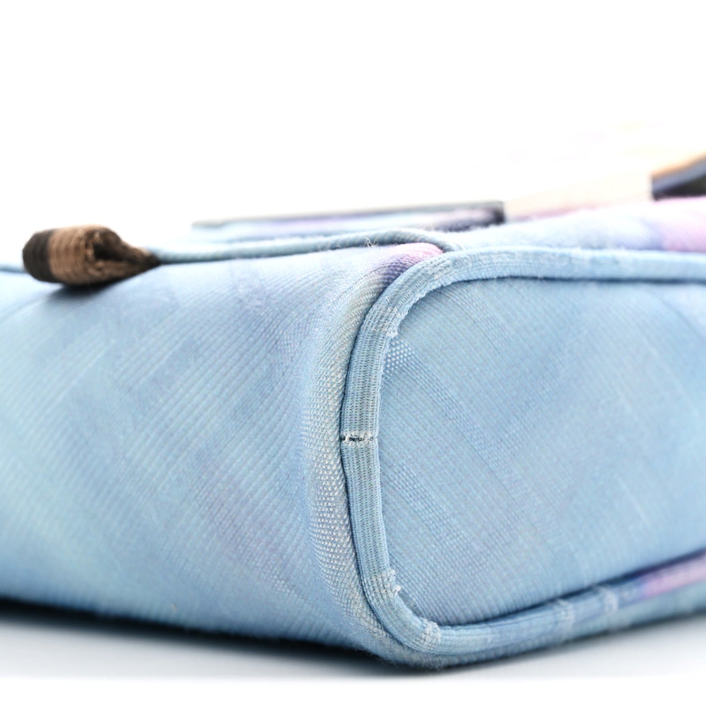 Econyl Nylon Cuoio Romano Baguette Crossbody Phone Pouch Azzurro