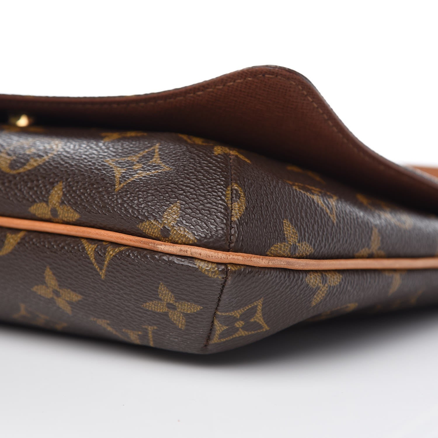 Louis Vuitton Monogram Musette Tango 9 of 9