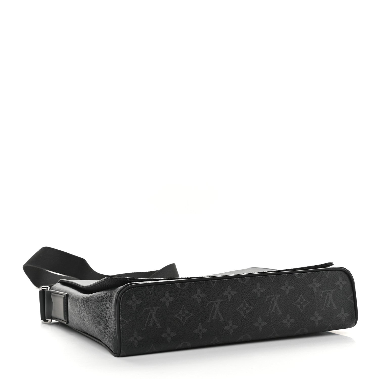 Louis Vuitton Monogram Eclipse District MM 4 of 8