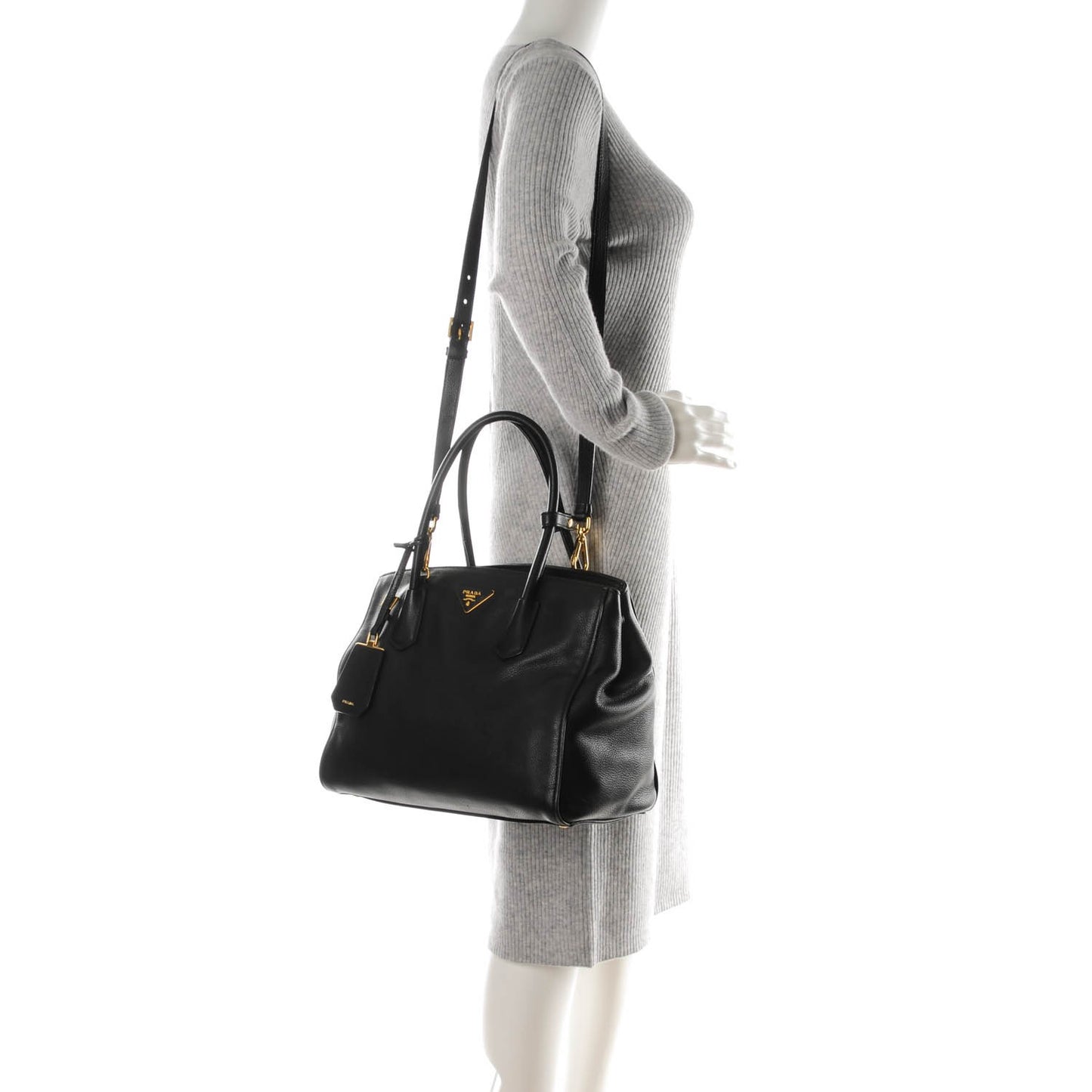Vitello Grain Tote Black