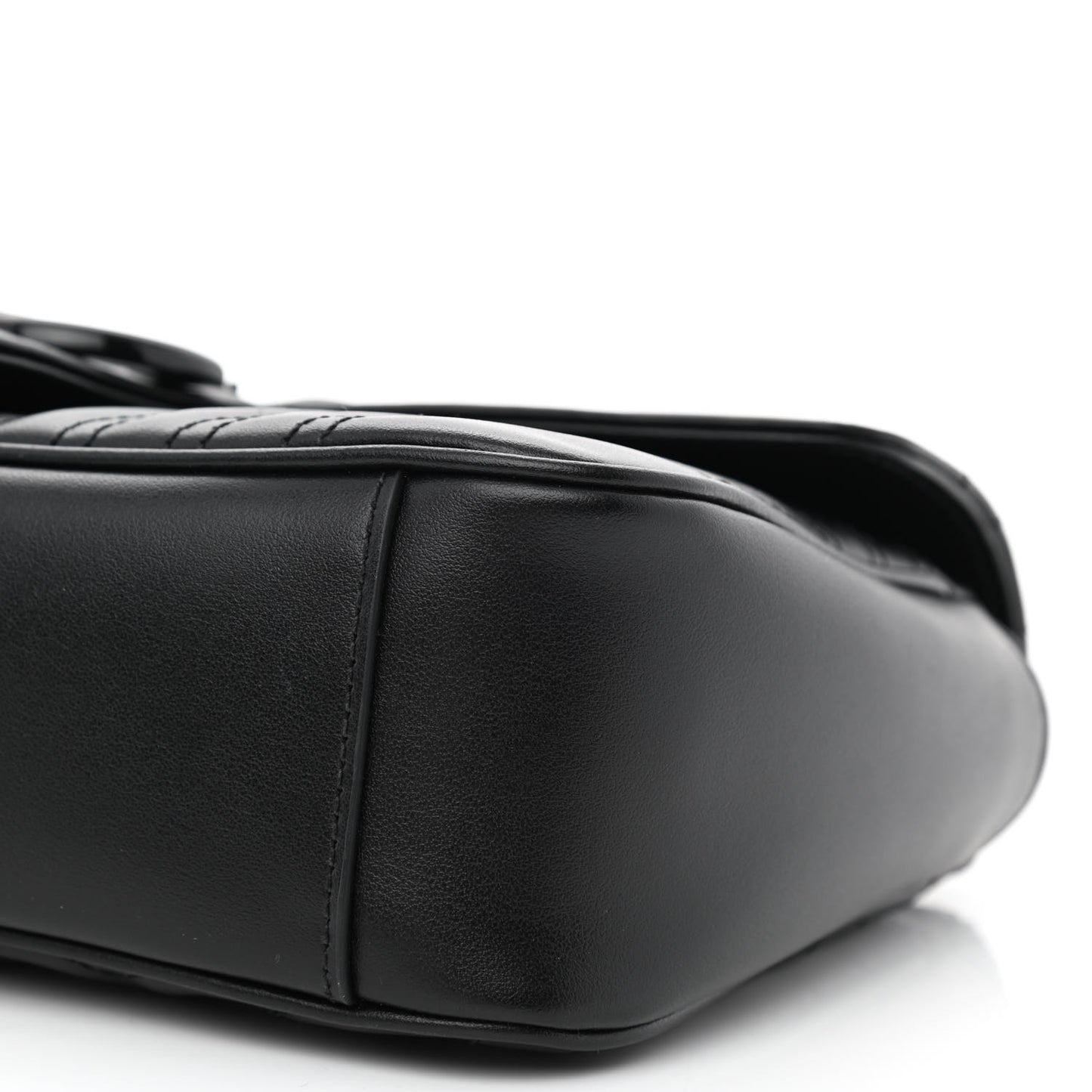 Calfskin Matelasse Monochrome Small GG Marmont Shoulder Bag Black