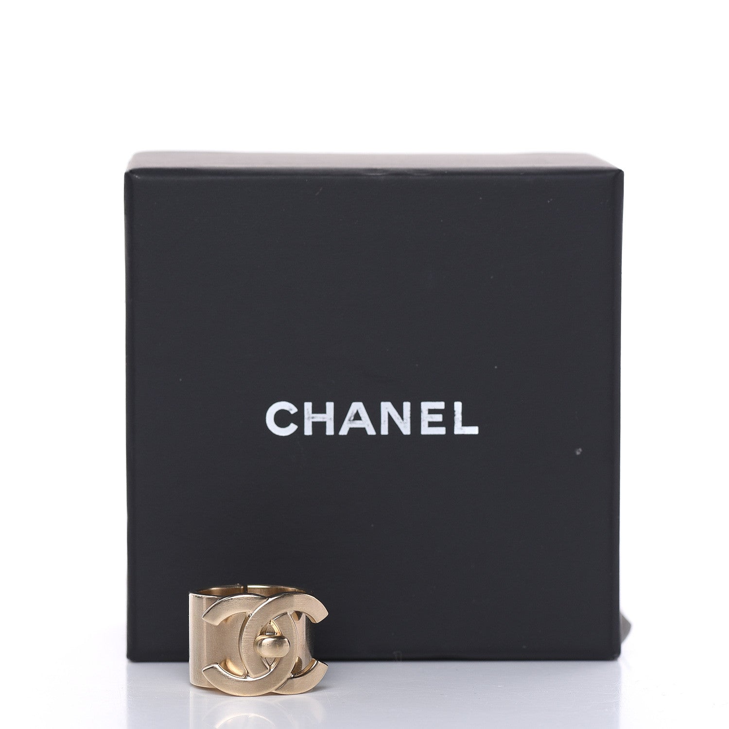 Chanel Metal CC Ring 6.5 Gold 6 of 6