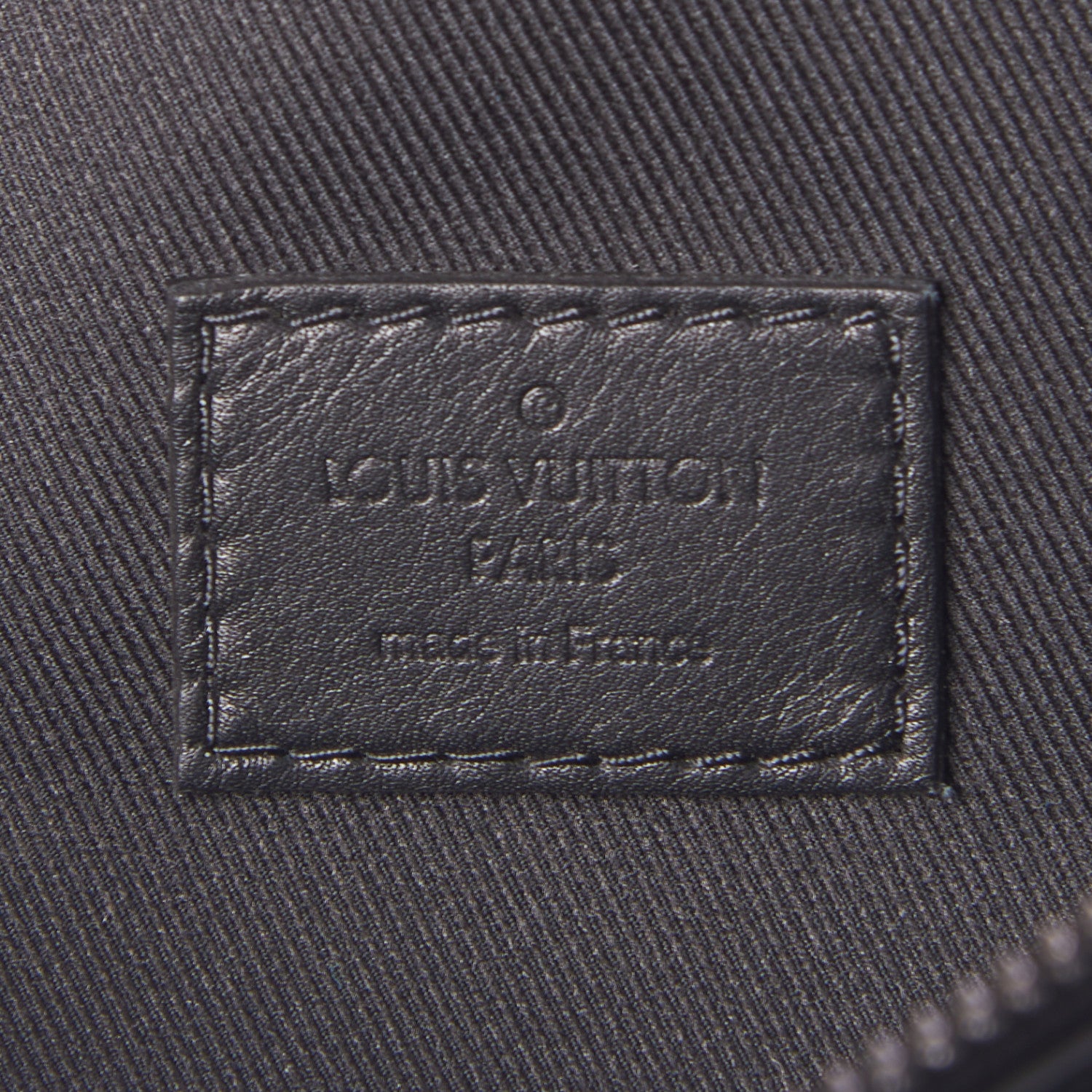 Louis Vuitton Calfskin Monogram Shadow Discovery Bumbag Black 6 of 8