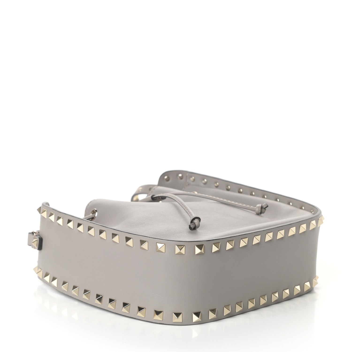 Valentino Garavani Vitello Rockstud Bucket Bag Perla 4 of 9