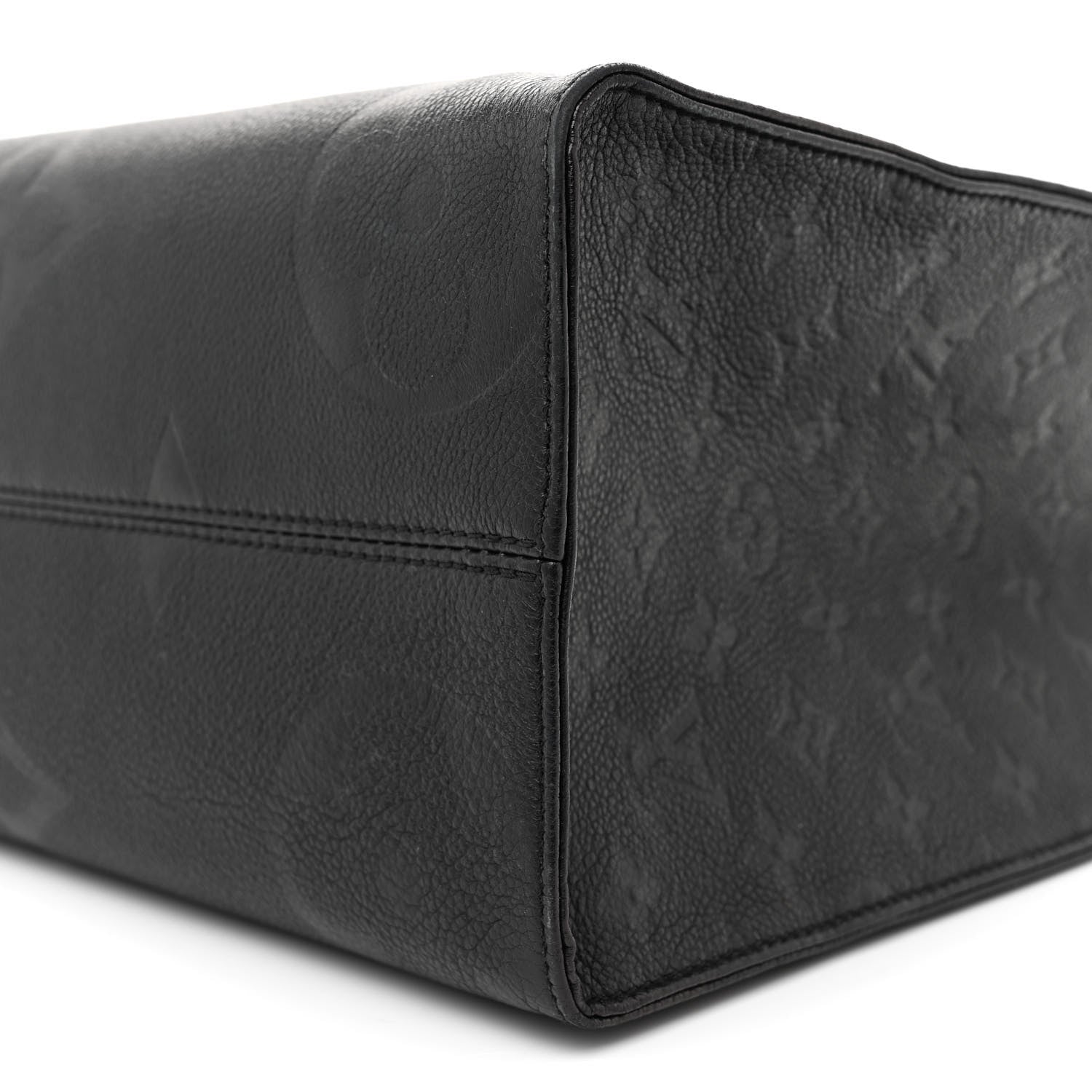 Louis Vuitton Empreinte Monogram Giant OnTheGo MM Black 9 of 13