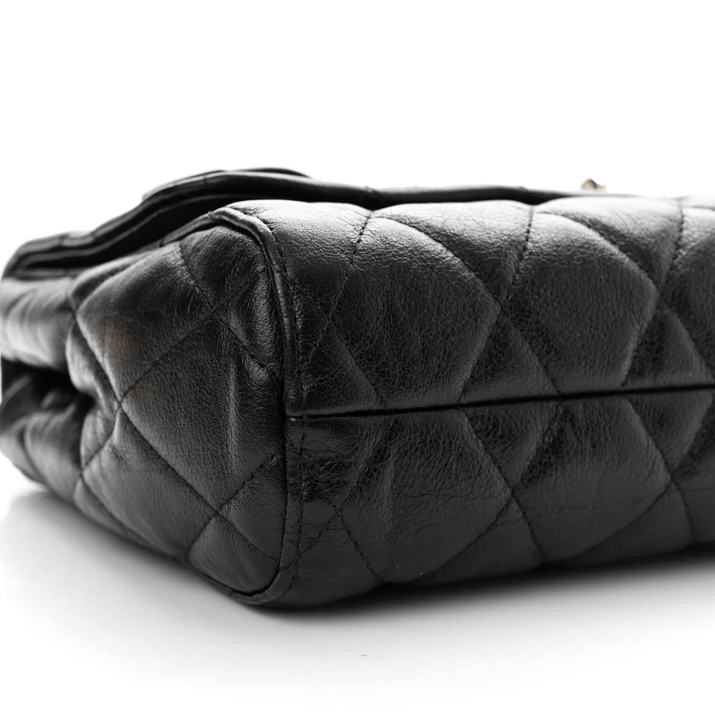 Shiny Buffalo Medium Lily Flap Black
