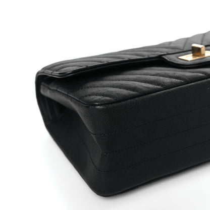 Chanel Sheepskin Chevron Quilted 2.55 Reissue 225 Flap Black 8 of 9