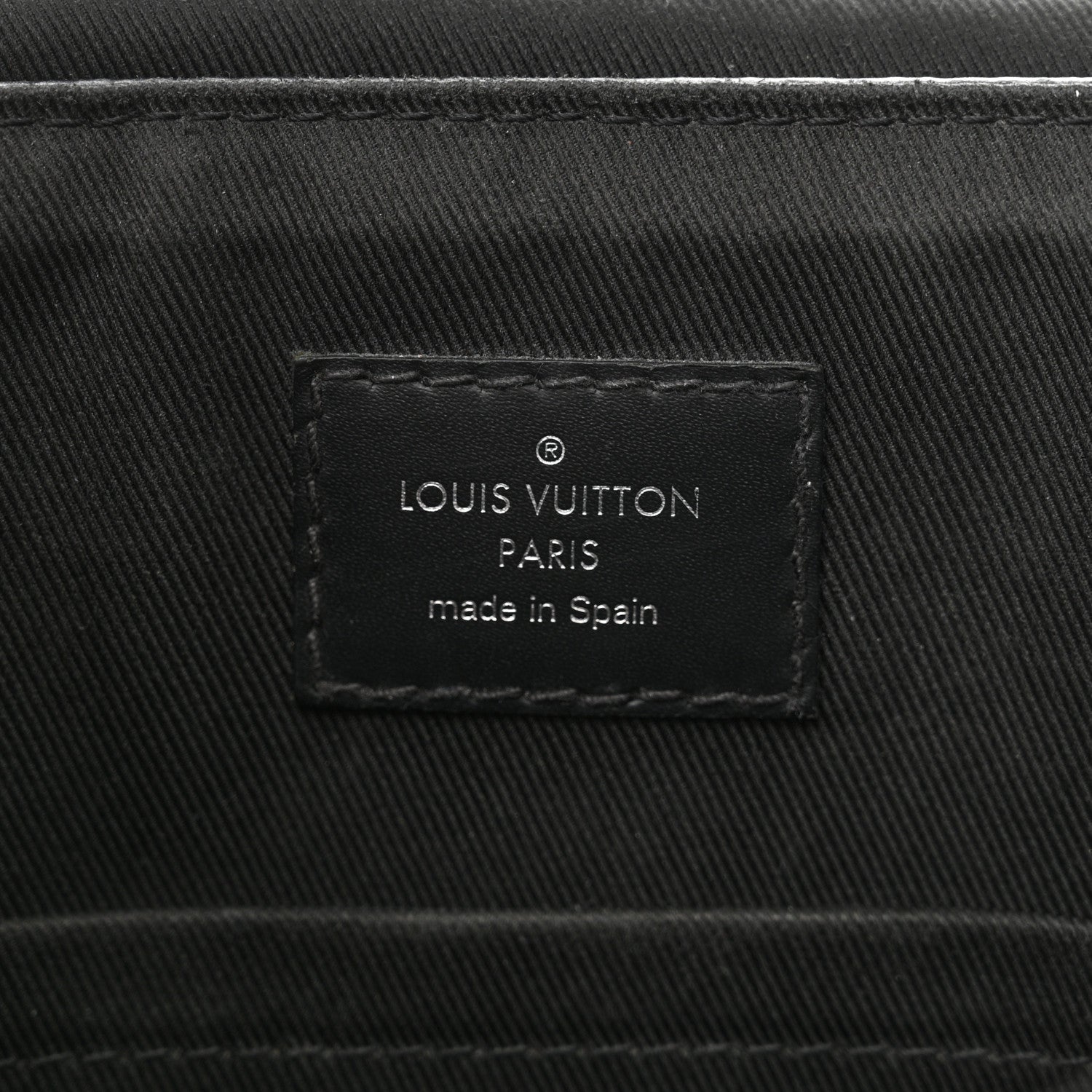 Louis Vuitton Monogram Eclipse District PM NM 6 of 16