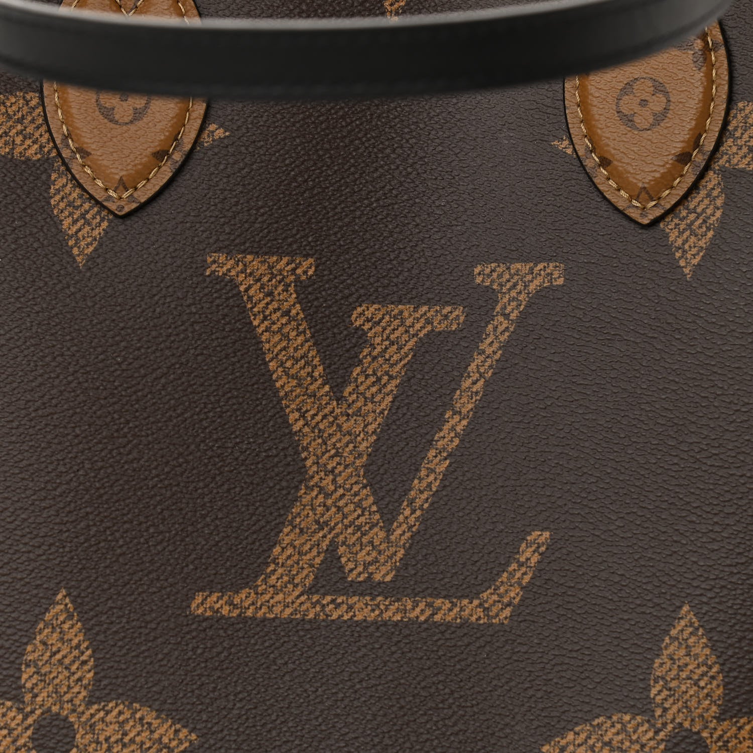 Louis Vuitton Reverse Monogram Giant Onthego MM 7 of 10