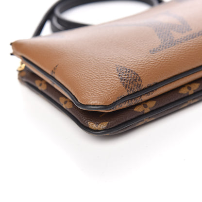 Louis Vuitton Reverse Monogram Giant Double Zip Pochette 7 of 8