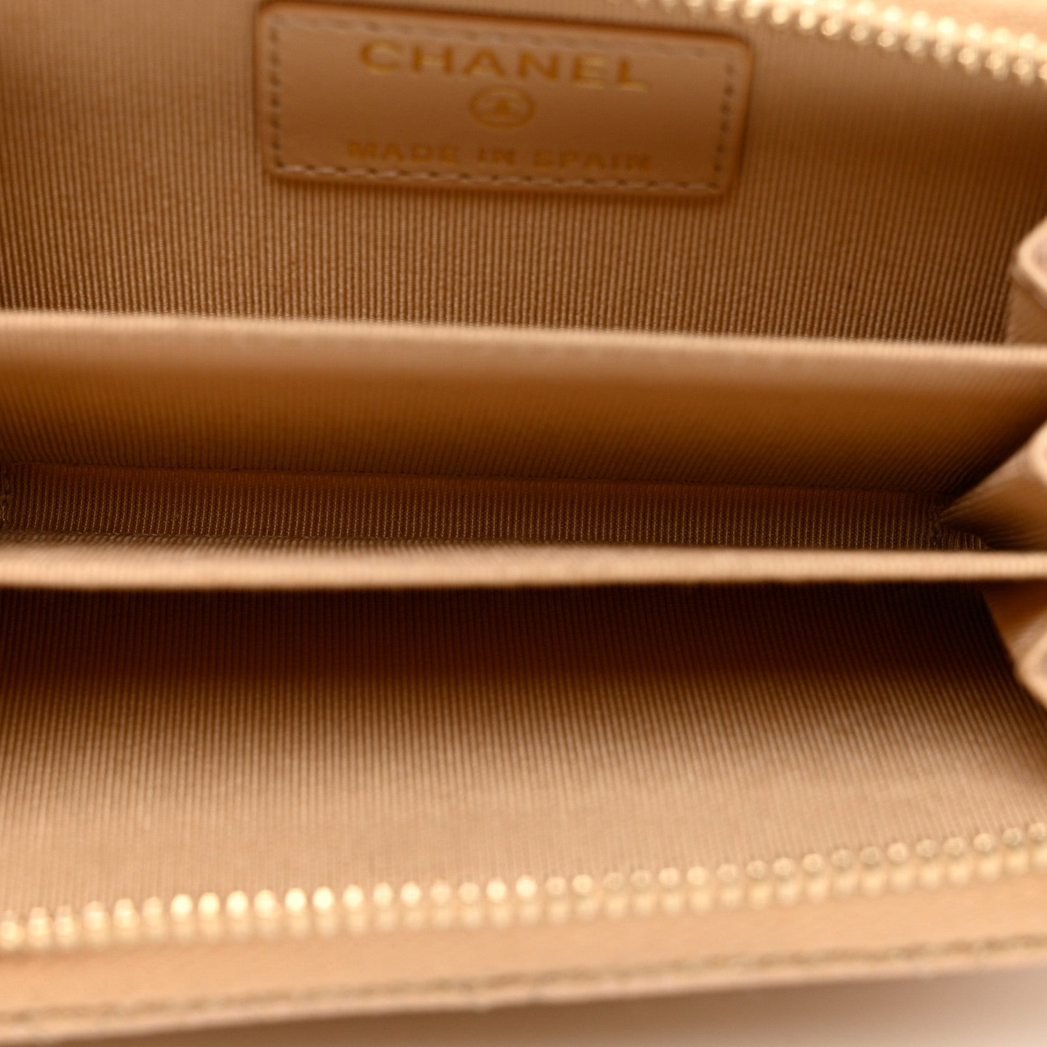 Chanel Iridescent Caviar Quilted Zip Around Coin Purse Beige 5 of 7