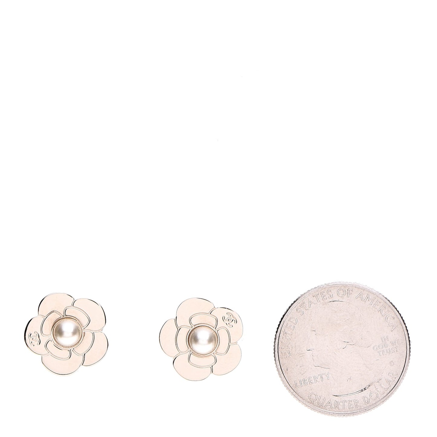 Pearl CC Camellia Earrings Gold