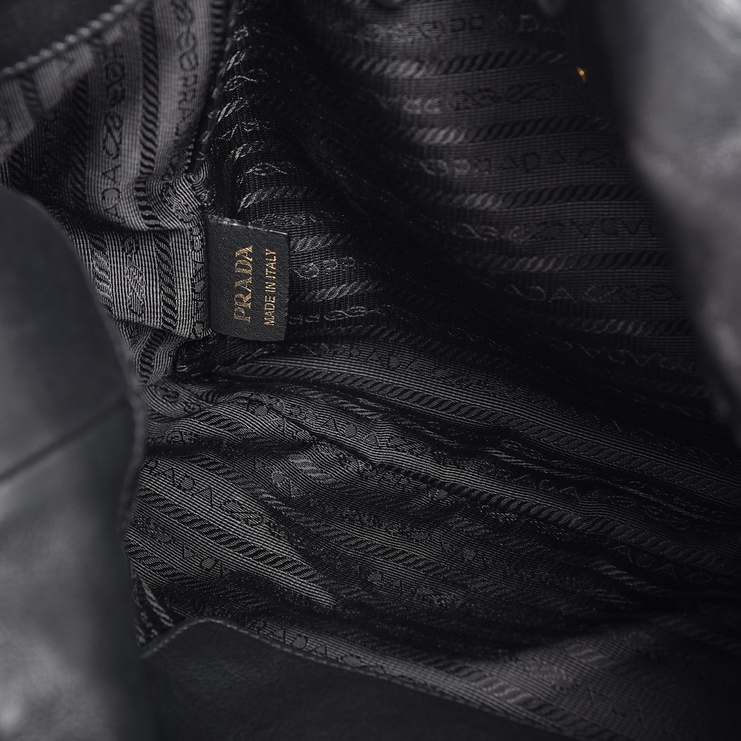 Soft Calf Shoulder Bag Nero Black