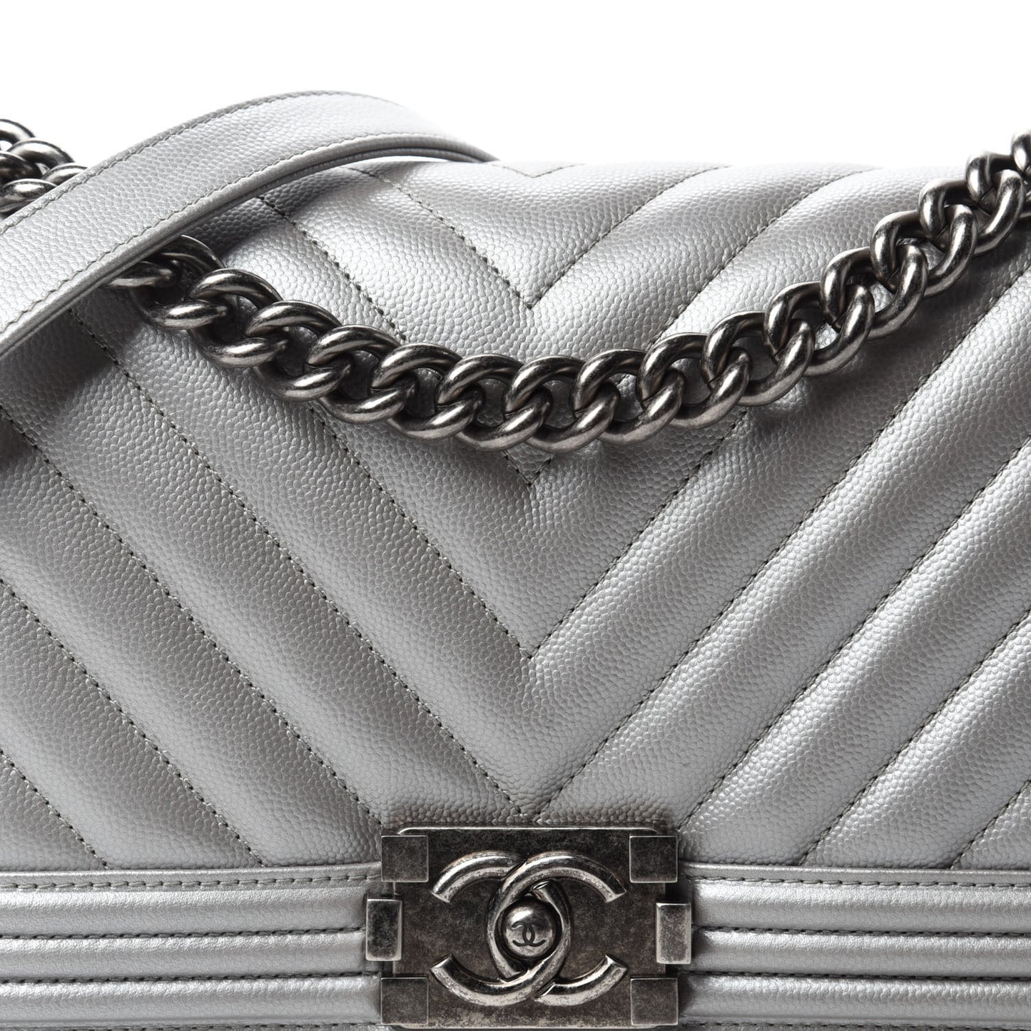 Metallic Caviar Chevron Quilted Medium Boy Flap Silver