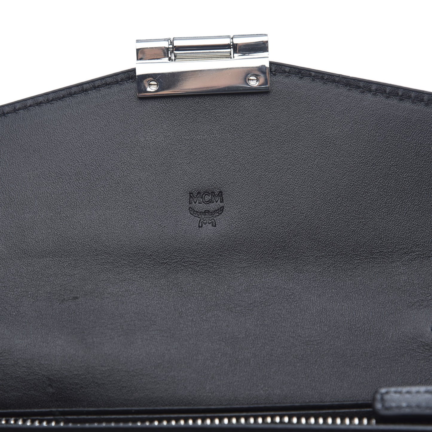 Visetos Calfskin Large Patricia Wallet On Chain Black