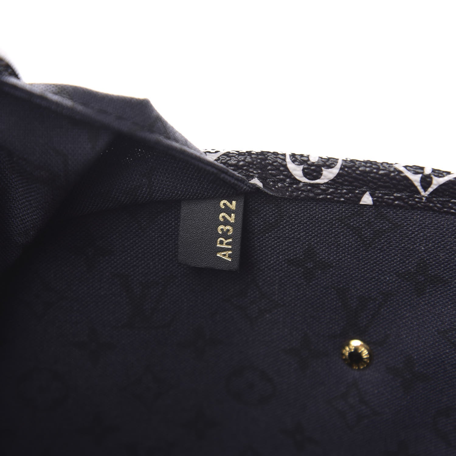 Louis Vuitton Monogram Giant Crafty Neverfull MM Creme Rouge Black 8 of 9