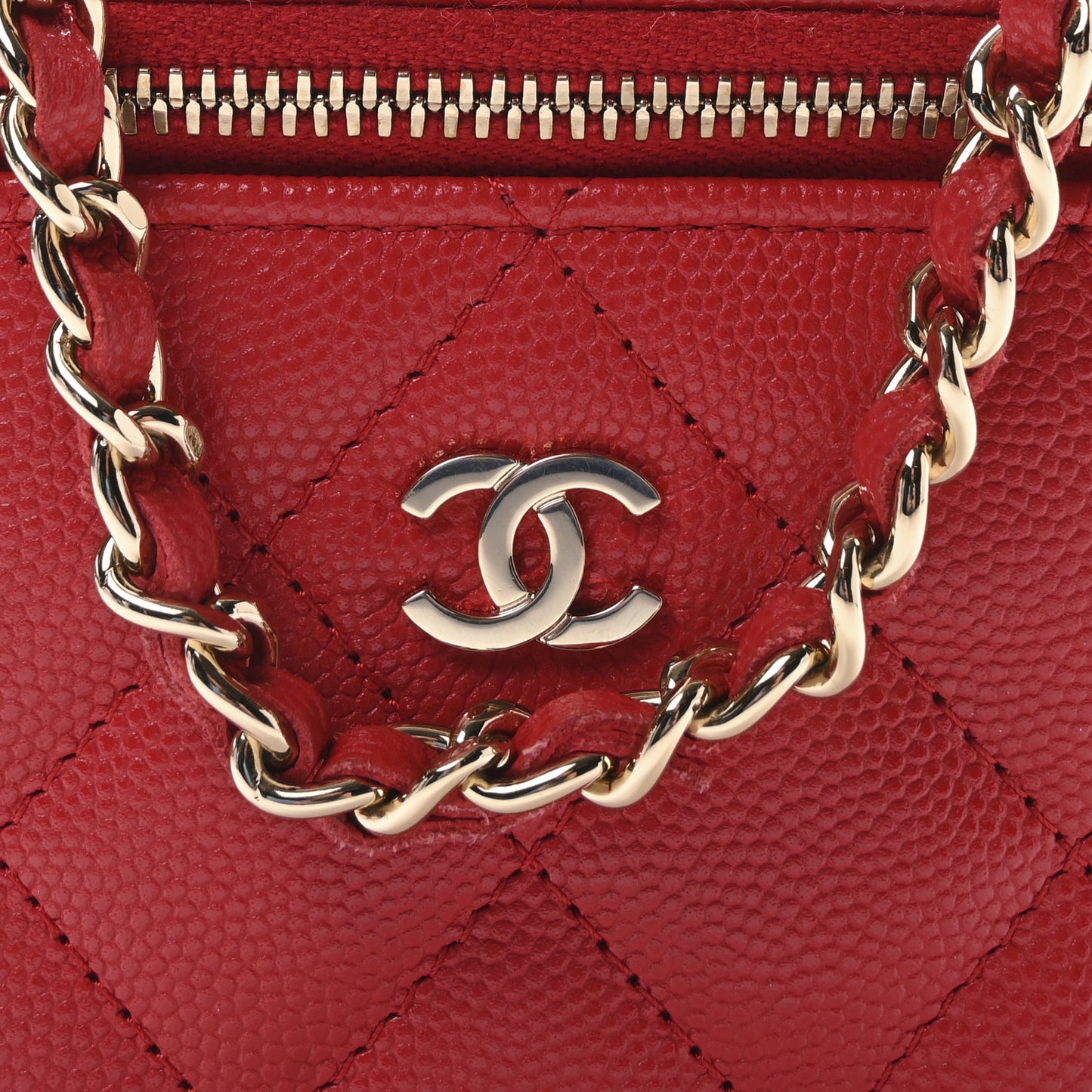 Caviar Quilted Mini Vanity Case With Chain Red