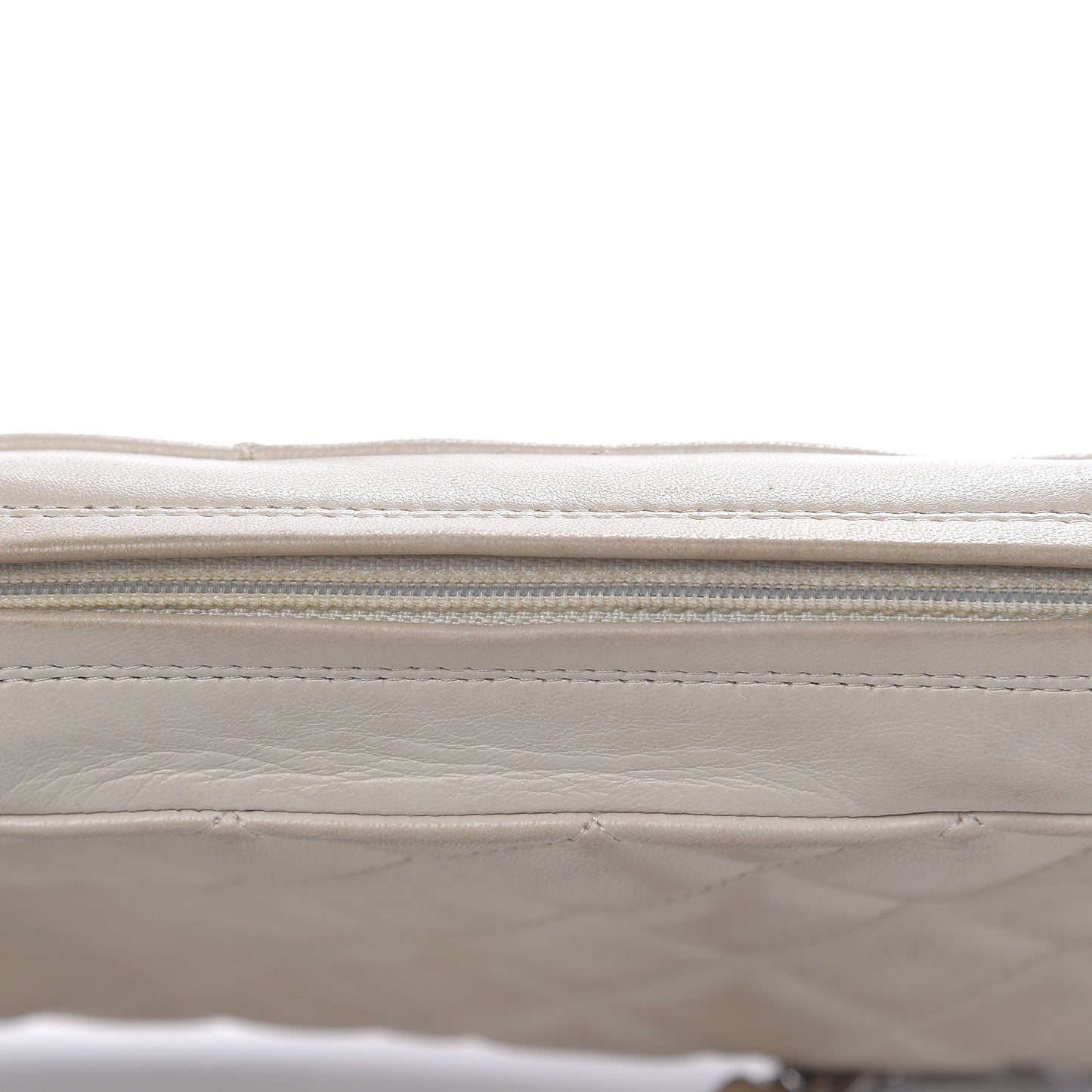 Lambskin Quilted Timeless Camera Case White