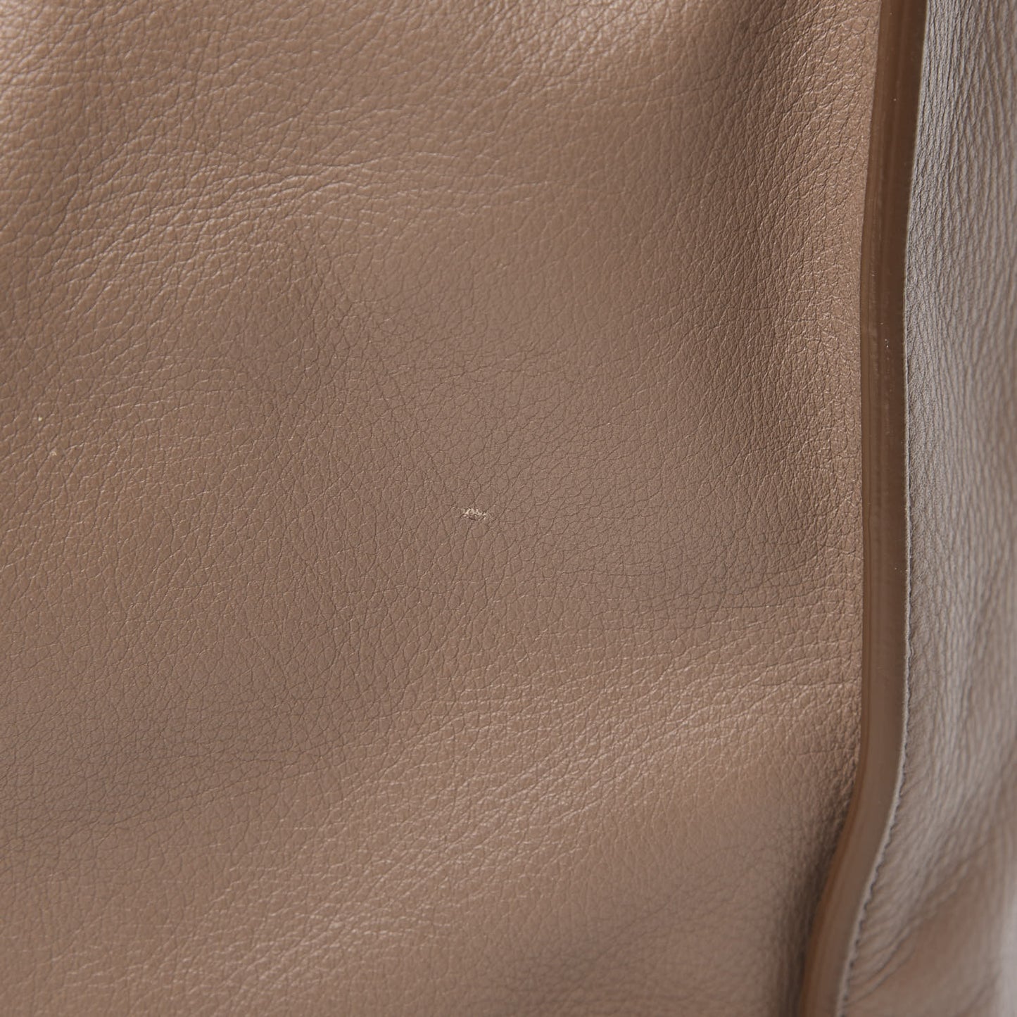Veau Papier A4 Zip Around Tote Sable