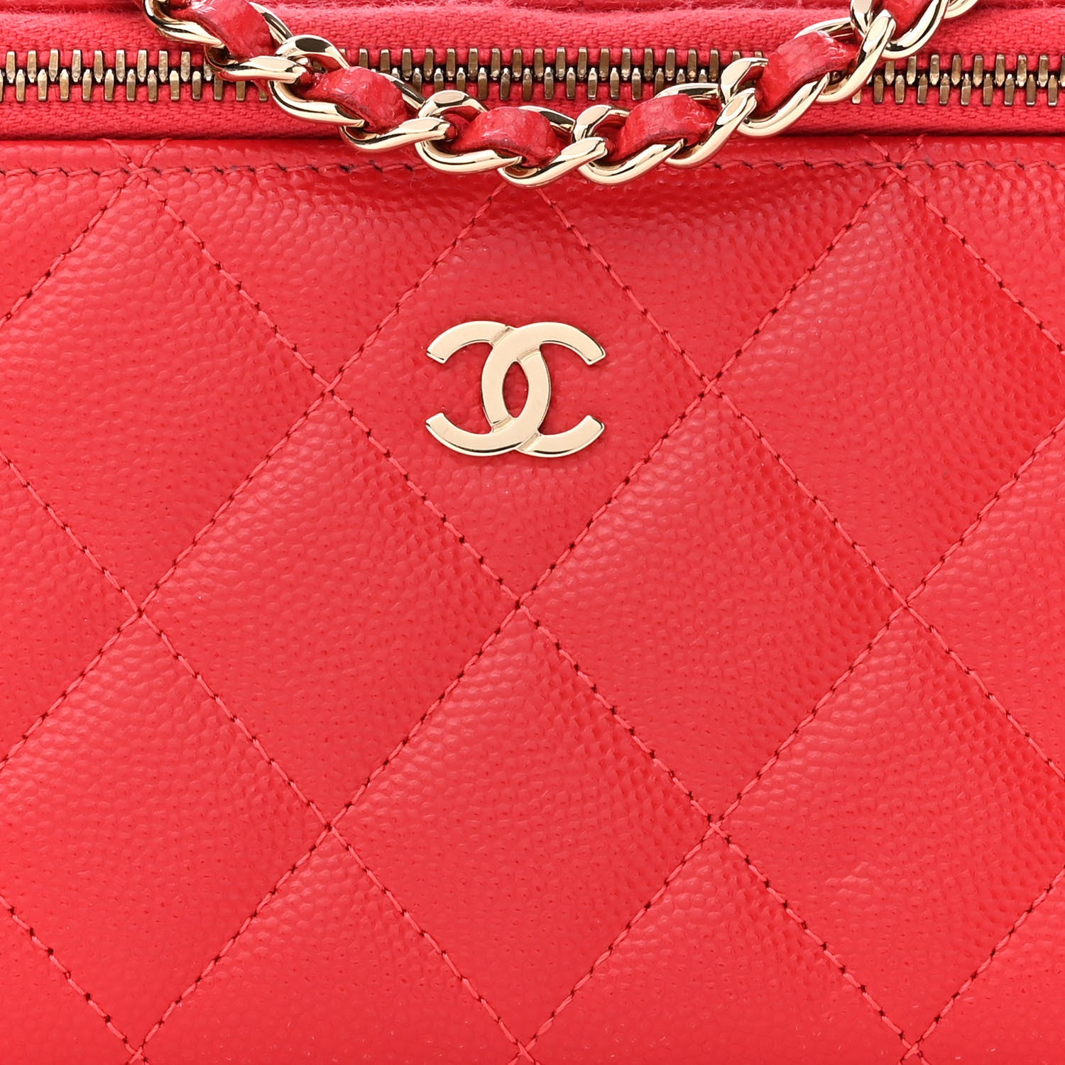 Chanel Caviar Quilted Small Vanity Case With Chain Red 8 of 10