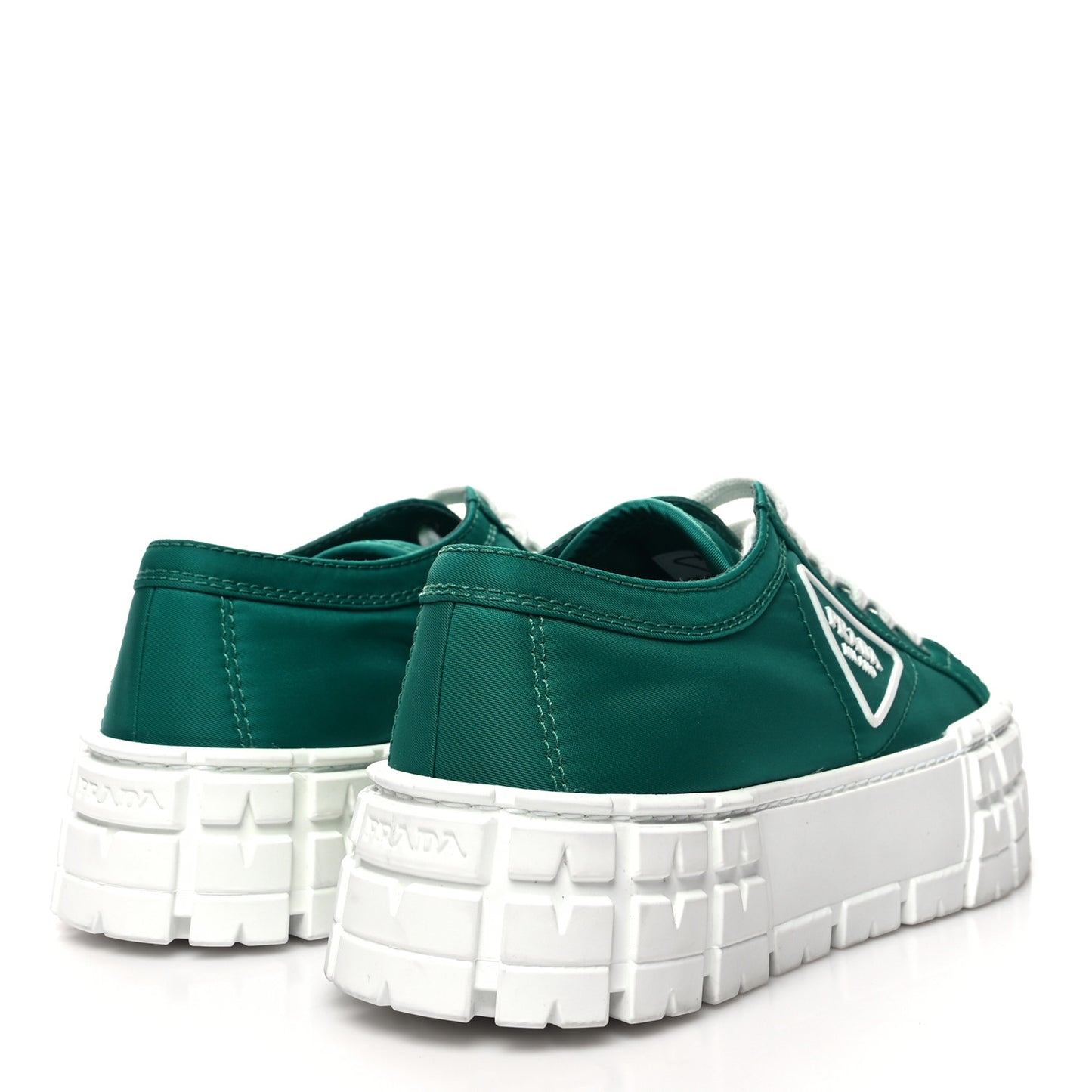 Re-Nylon Gabardine Triangle Logo Double Wheel 50mm Sneakers 39 Assenzio