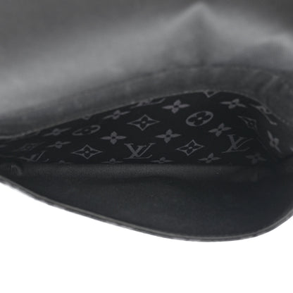 Louis Vuitton Monogram Eclipse Steamer Messenger 6 of 11