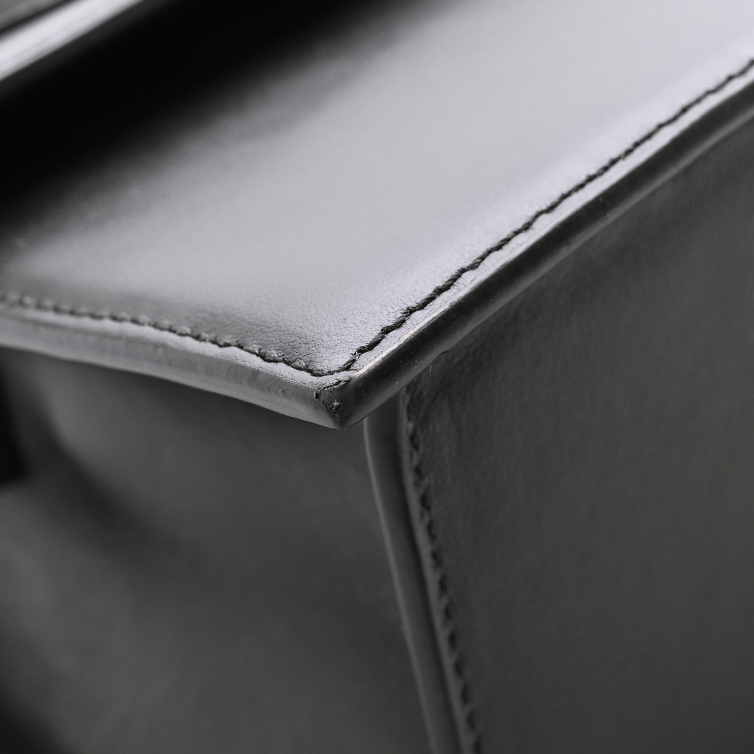 Jacquemus Smooth Calfskin Le Grand Chiquito Black 14 of 14