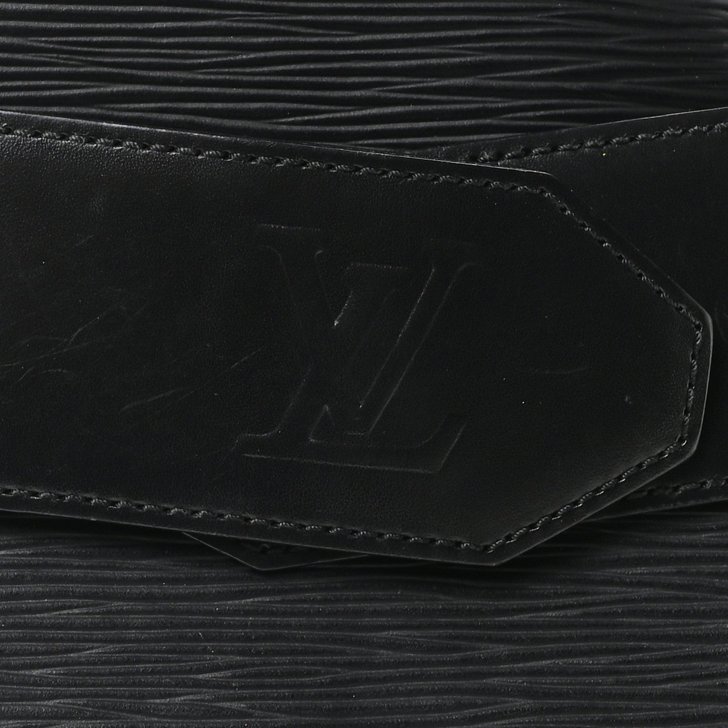 Louis Vuitton Epi Sac D'epaule GM Black 8 of 10