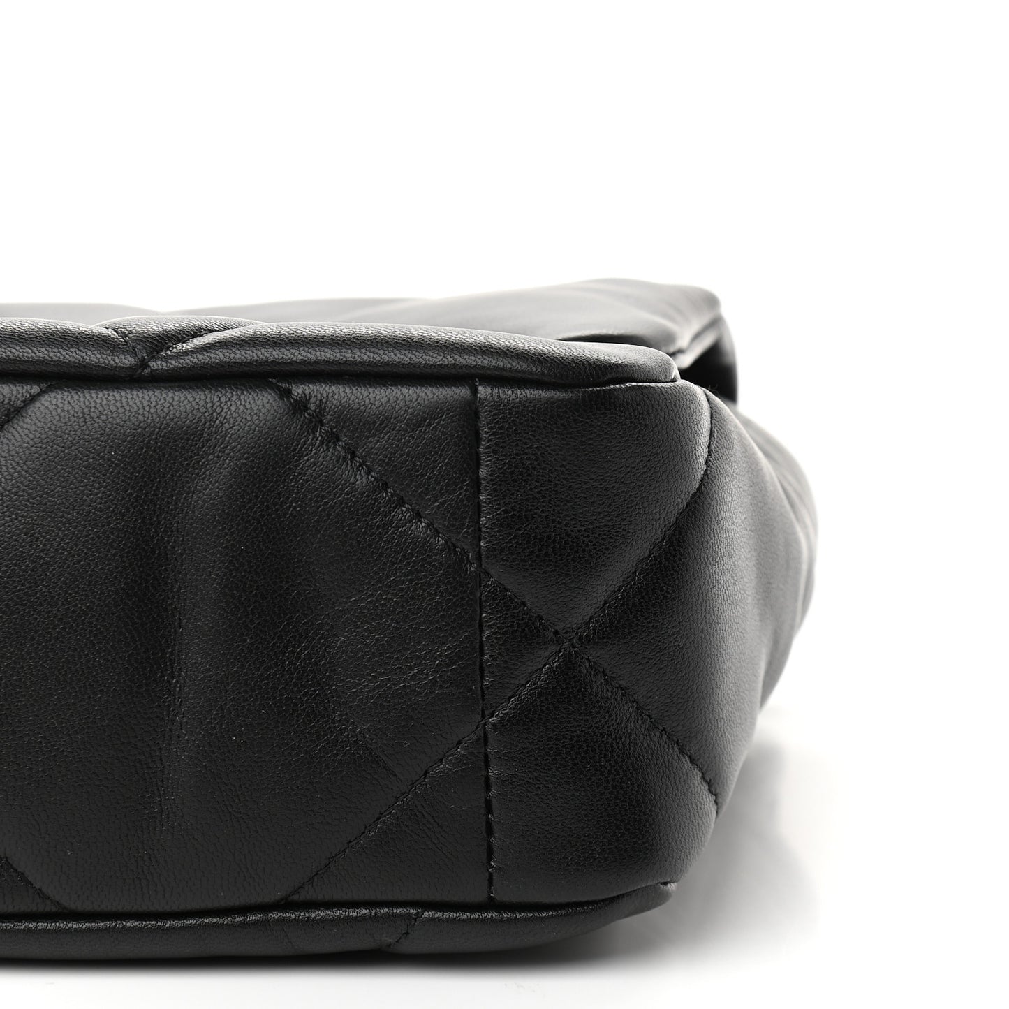 Lambskin Quilted Medium Chanel 19 Flap Black