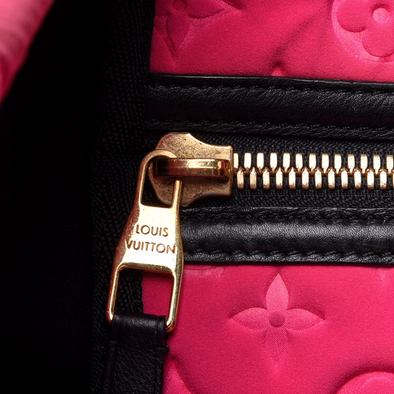 Louis Vuitton Monogram Scuba MM Fuchsia 9 of 22