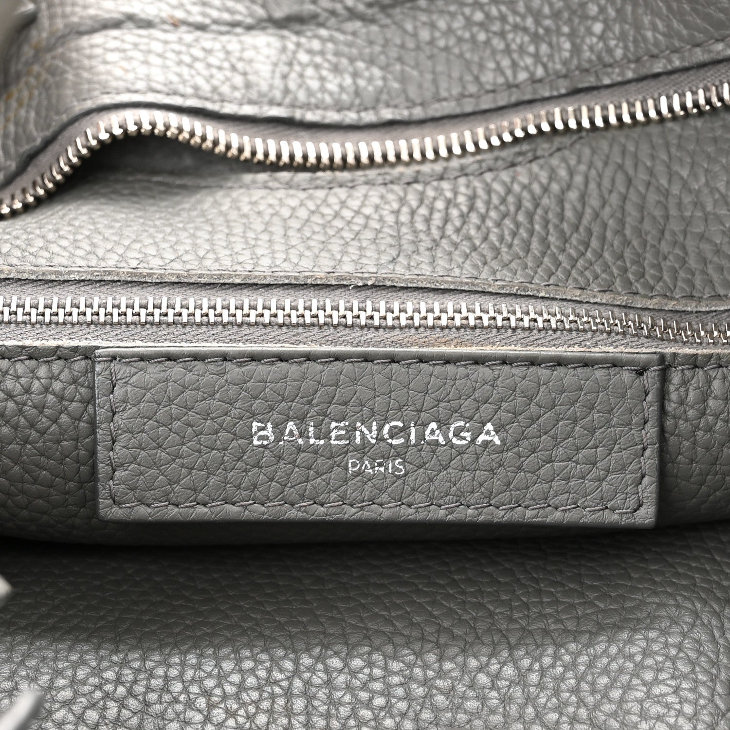 Balenciaga Veau Grana Perforated Blackout Hardware City Gris Acier 6 of 14