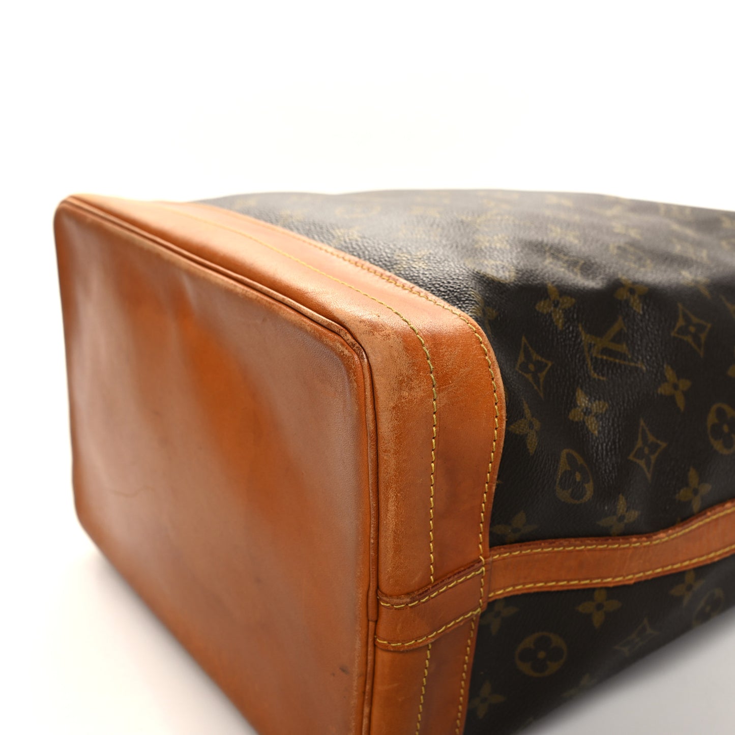 Monogram Noe