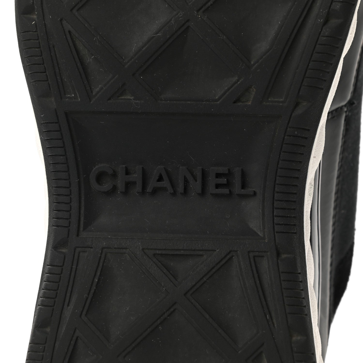 Chanel Velvet Calfskin Mixed Fibers CC Sneakers 38 Black 6 of 14