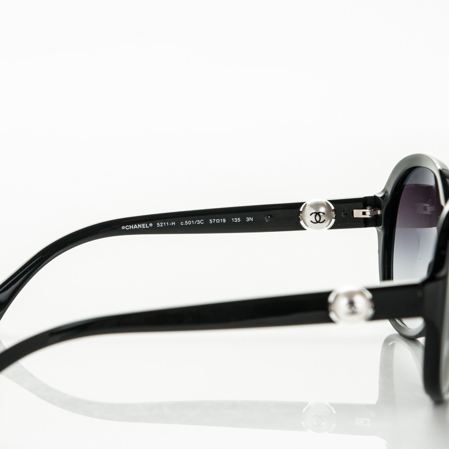 Chanel CC Pearl Sunglasses 5211-H Black 5 of 7