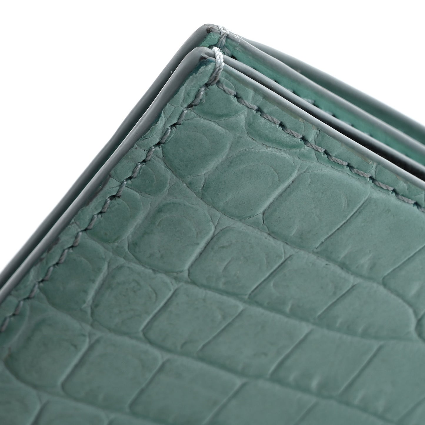 Calfskin Crocodile Embossed Bi-Fold Card Case Pastel Turquoise