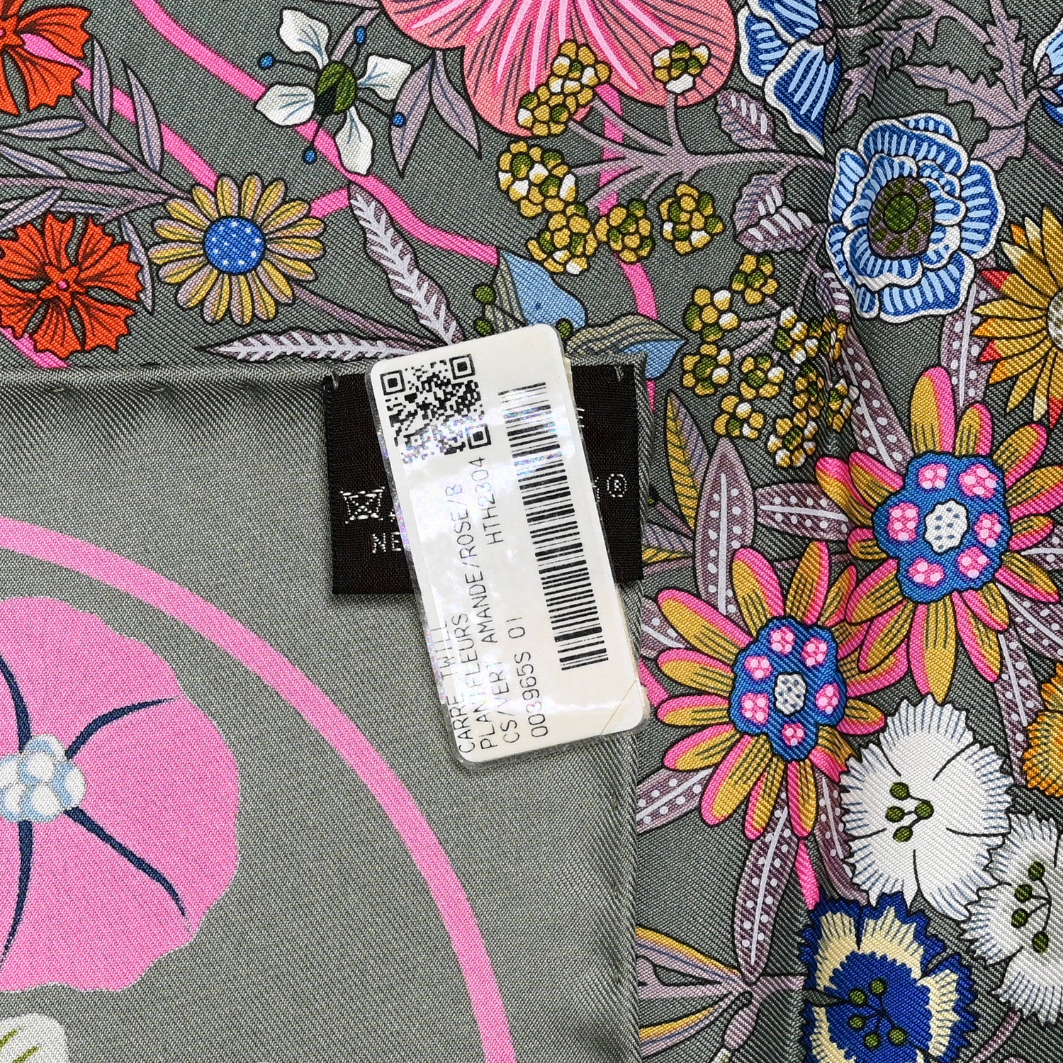 Hermes Silk Planifleurs Scarf 90 Vert Amande Rose Bleu 3 of 5