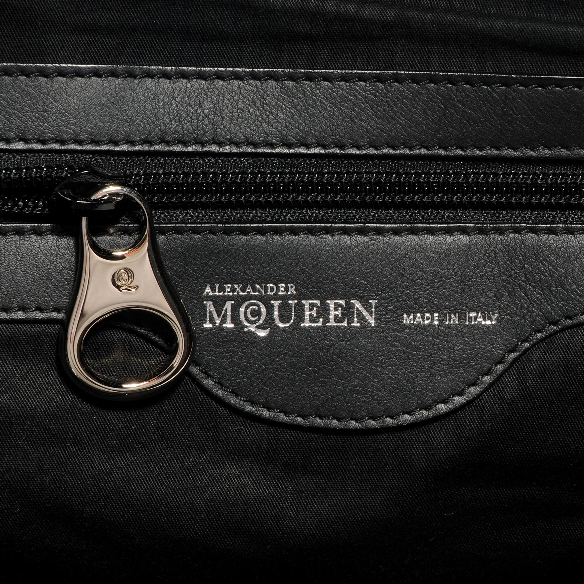 Alexander McQueen Patent Leather Hobo Black 5 of 8