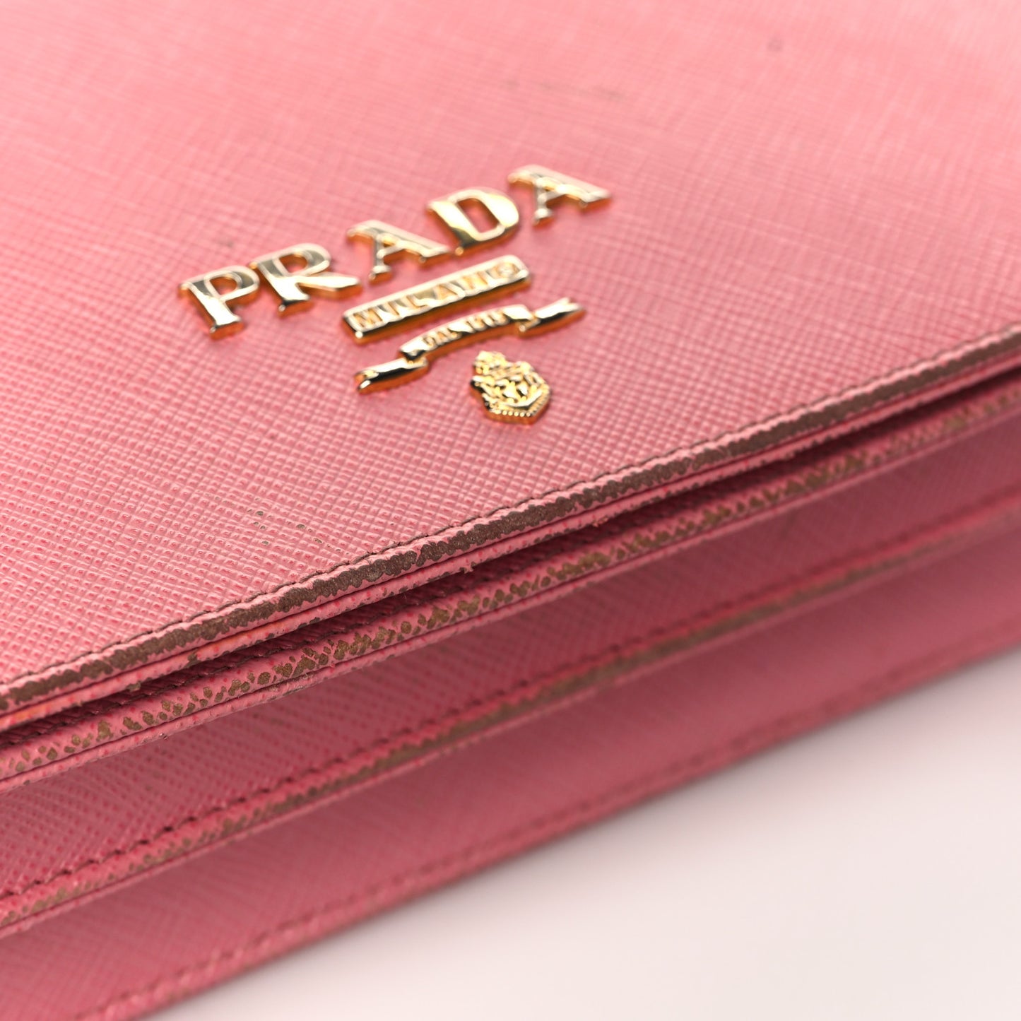 Saffiano Lux Chain Wallet Petalo