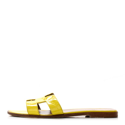 Hermes Patent Oran Sandals 39 Paille 1 of 13