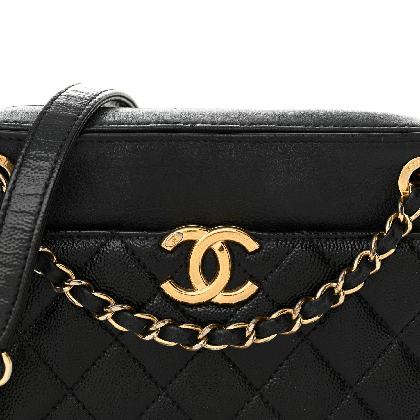 Shiny Caviar Quilted Small In & Out Camera Case Black
