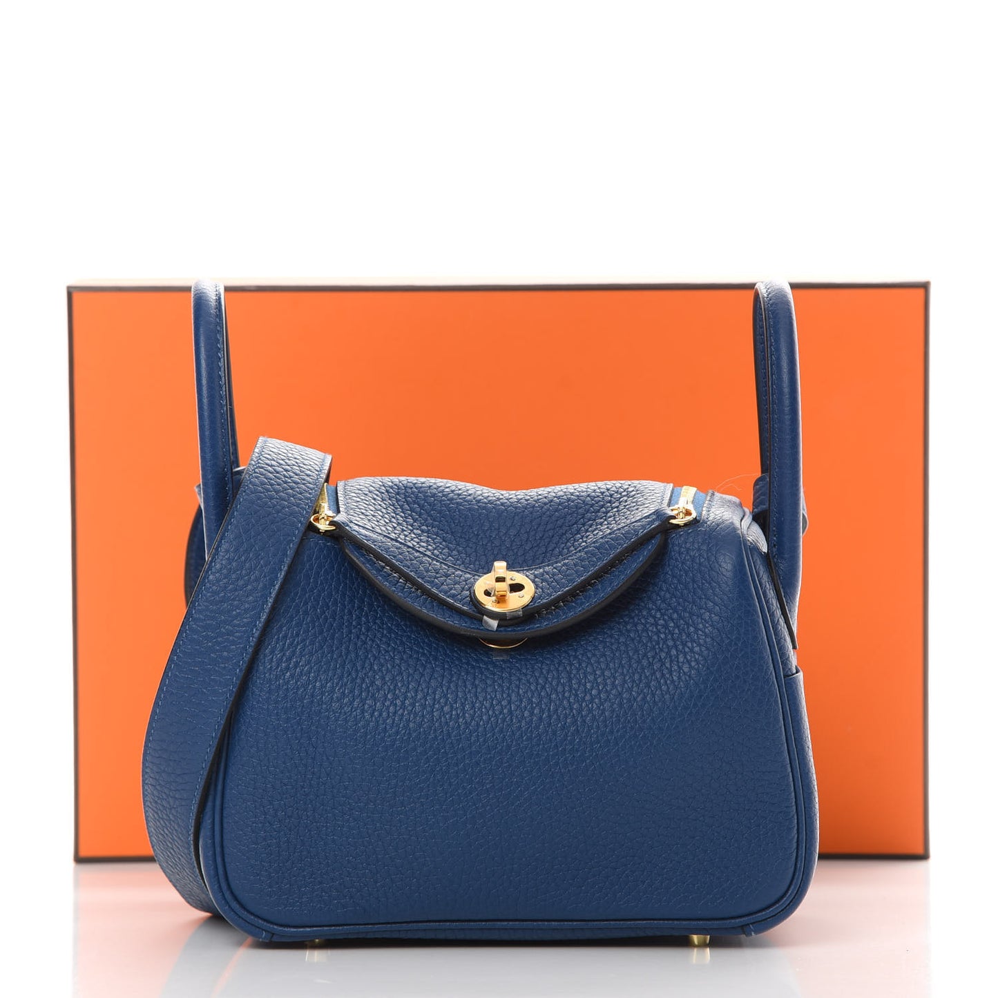 Taurillon Clemence Mini Lindy 20 Deep Bleu